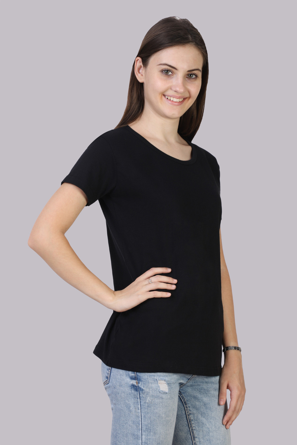 Image of Fleximaa Solid Women Round Neck Black T-Shirt