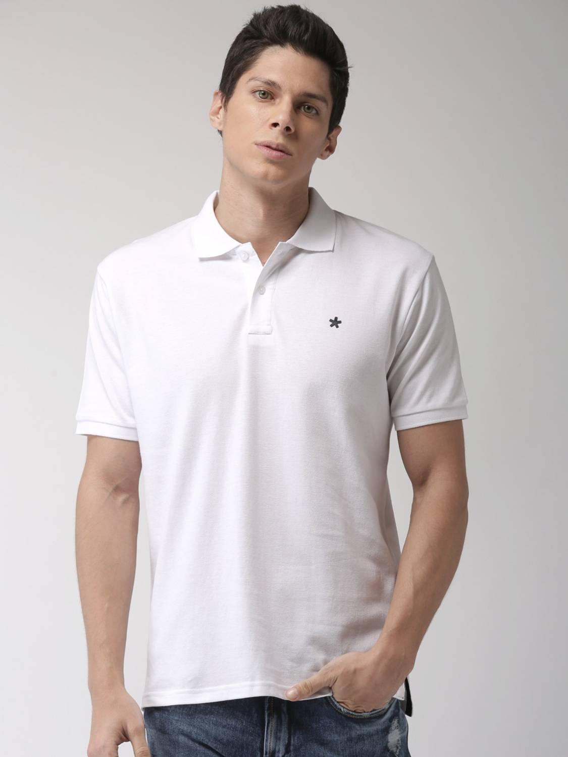 Celio Solid Men Polo Neck White T-Shirt