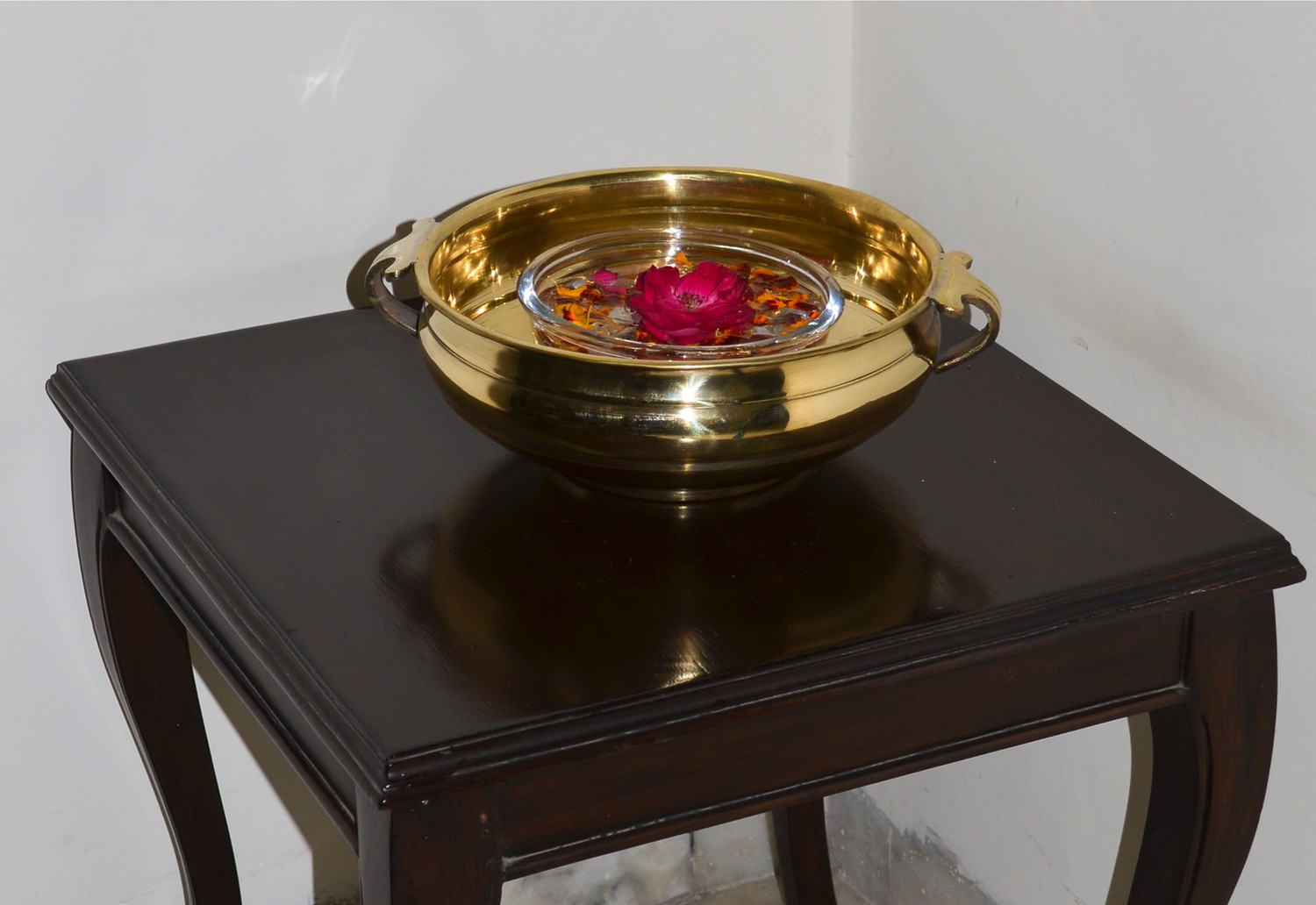Image of TANGERINE Handcrafted Brass Uruli Pot - size 4 x 10 inch Decorative Showpiece - 10 cm (Brass, Multicolor)