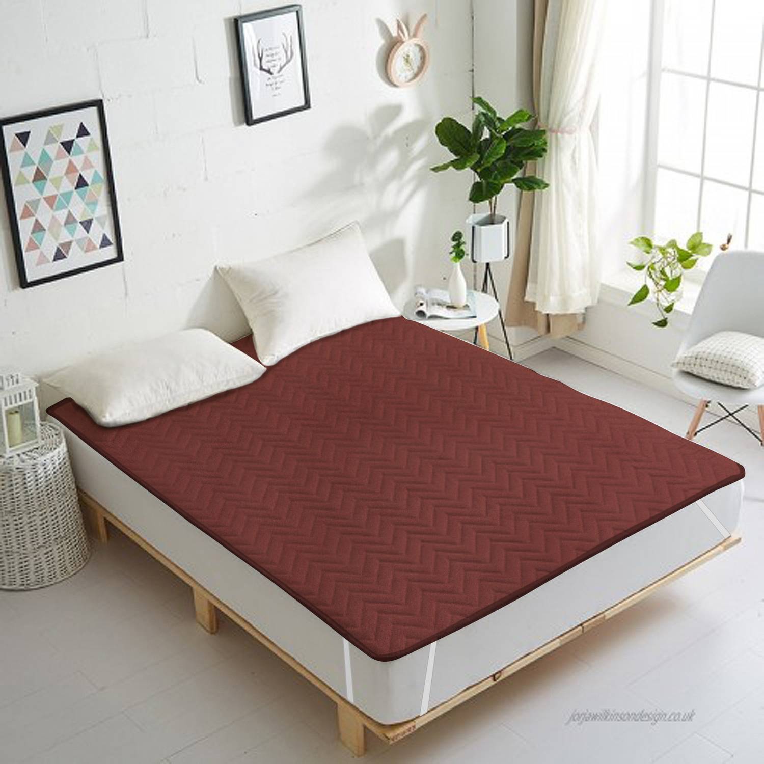 Cozyland King Size Fitted Polyster Breathable, Waterproof Mattress Cover