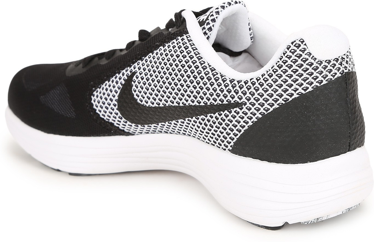 nike revolution 3 black and white