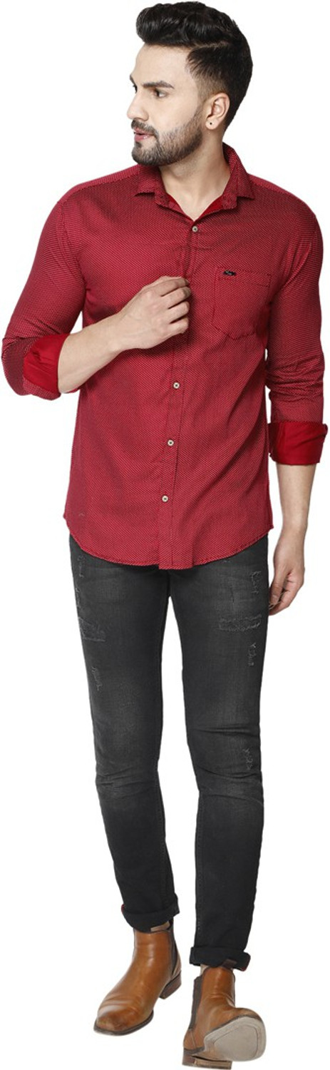 Image of FUBAR Men Slim Fit Polka Print Spread Collar Casual Shirt