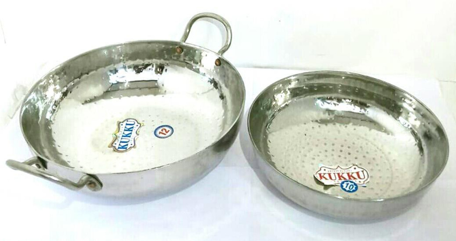 Image of KUK KU stainless steel heavy kadhai and tasla for cooking 2 pcs set (10 inch kadhai and 8 inch tasla 2500 ml capacity) Kadhai 25 cm diameter 2.5 L capacity
