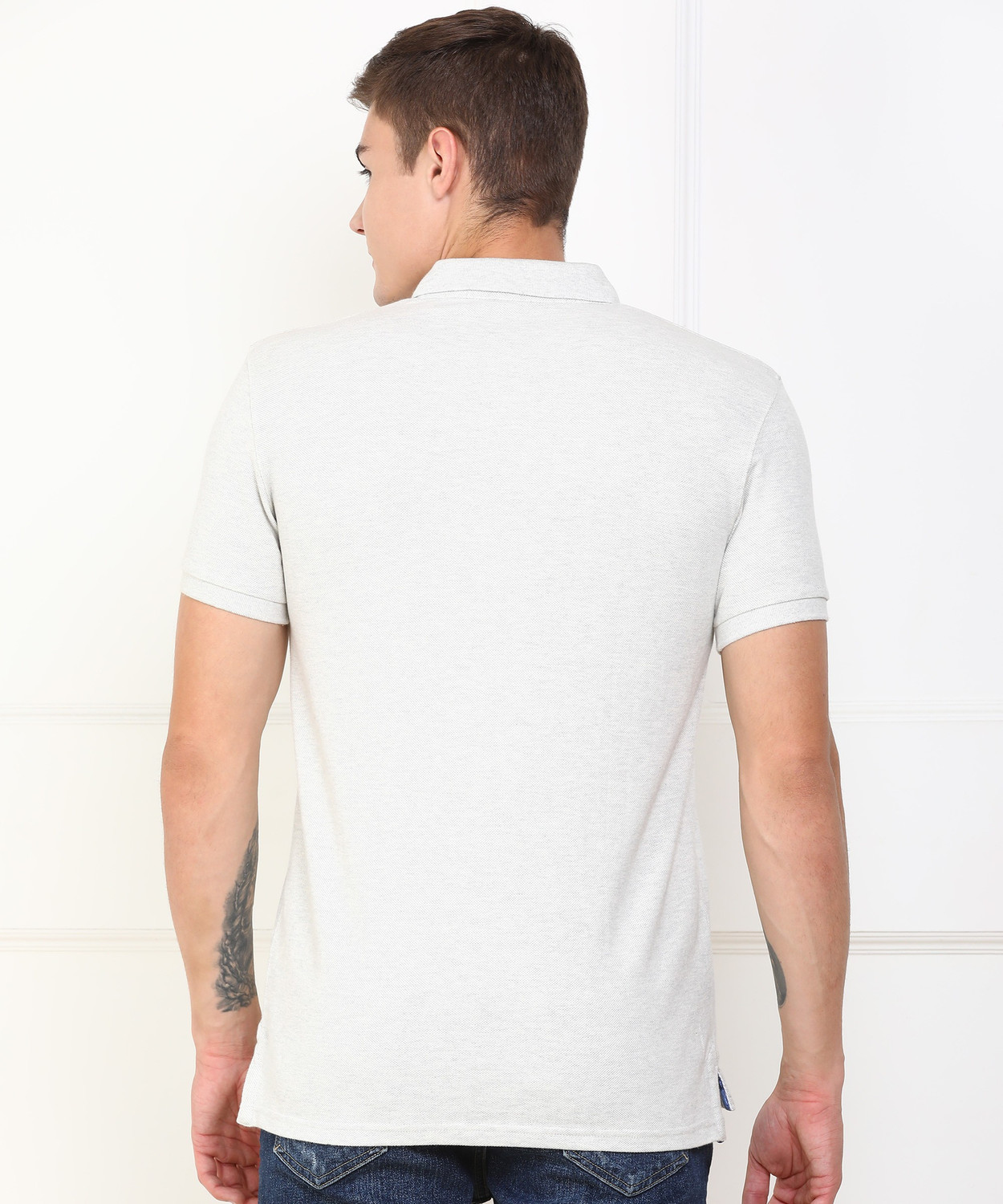 Image of United Colors of Benetton Solid Men Polo Neck White T-Shirt
