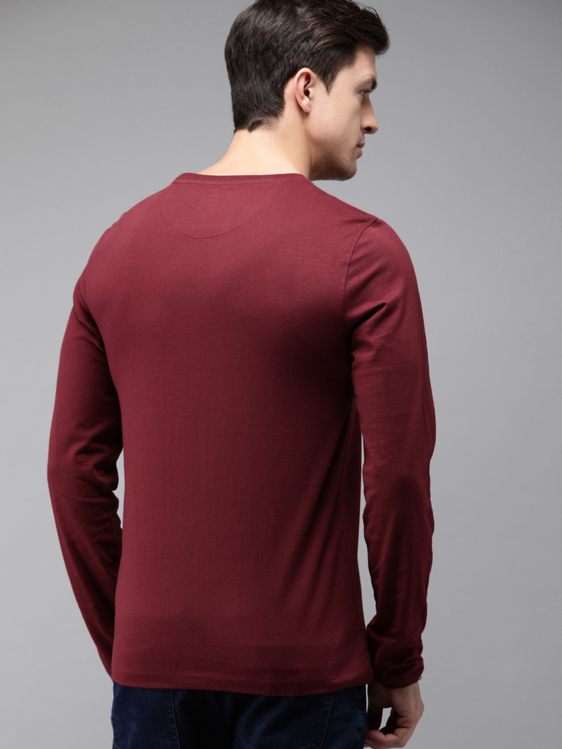 Image of Roadster Solid Men Round Neck Maroon T-Shirt