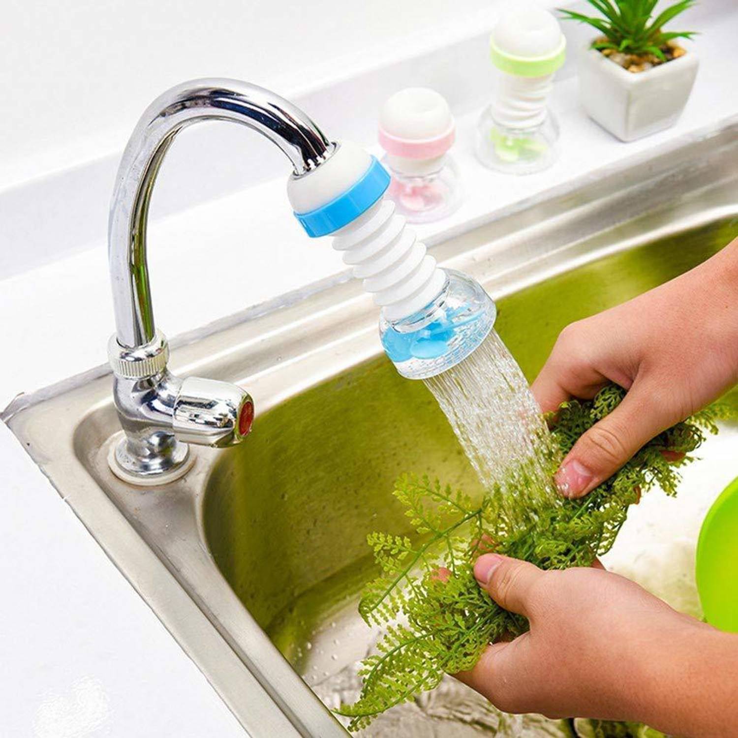 BIYALI 360 Degree Anti-spattering Water-Saving Extended Filter Kitchen Plastic Faucet Aerator, Adjustable Head Nozzle. Adjustable Head Nozzle Splash-Proof Filter Extender Sprayer for Kitchen and Bathroom Spout Faucet