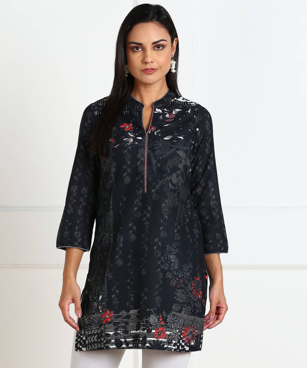 BIBA Women Floral Print Straight Kurta