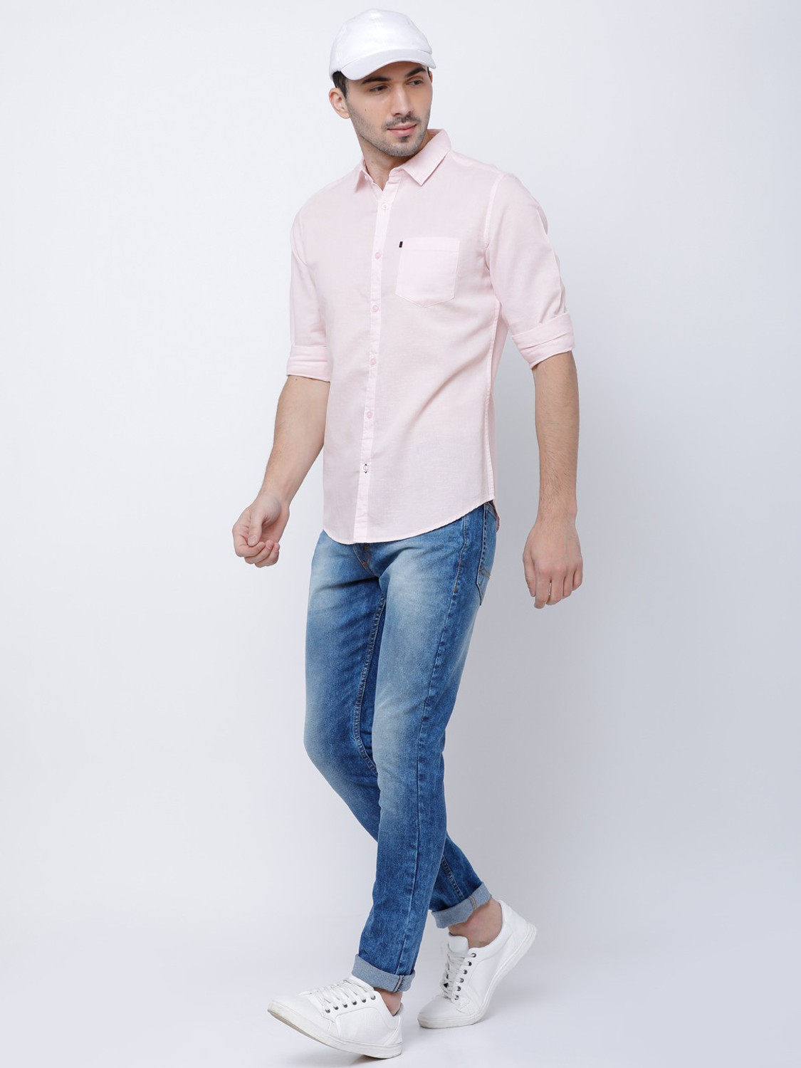 Image of HIGHLANDER Men Solid Casual Pink Shirt
