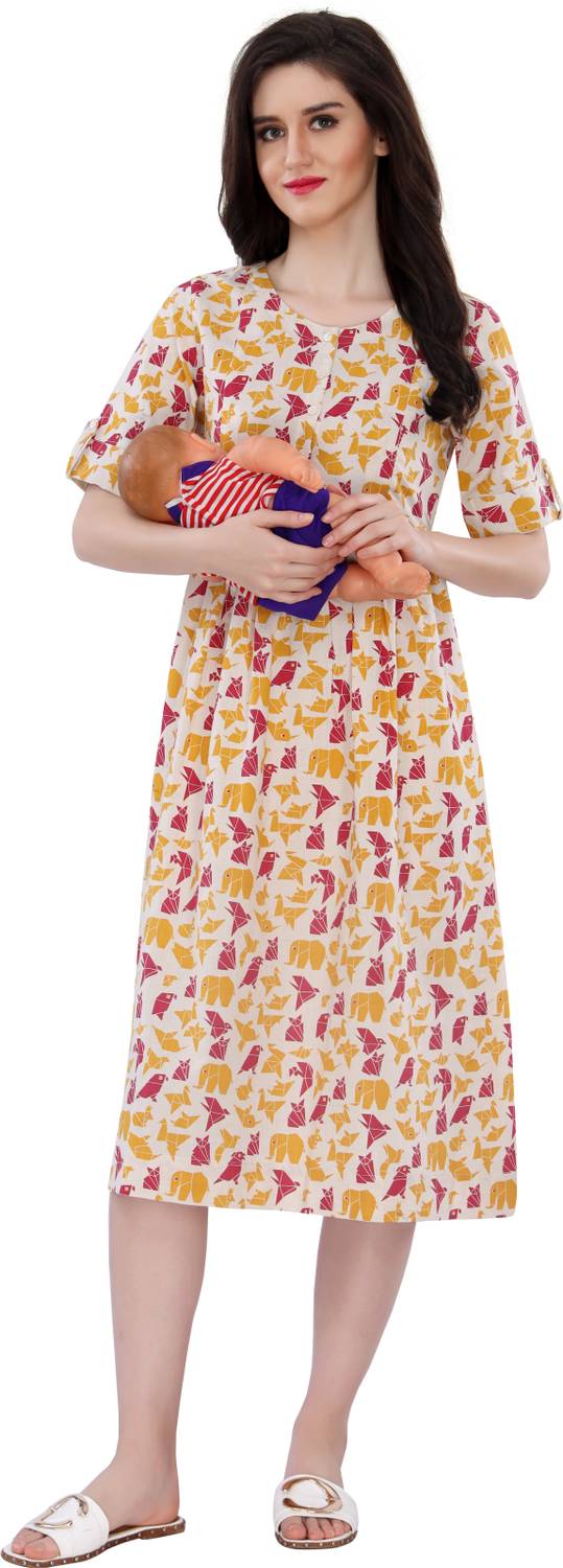 AV2 Women Printed Flared Kurta