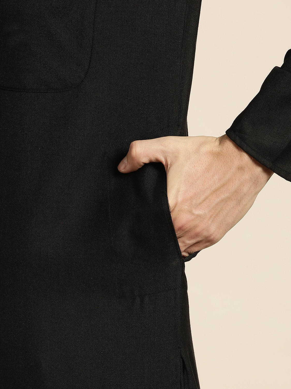 Image of SOJANYA Men Solid Straight Kurta