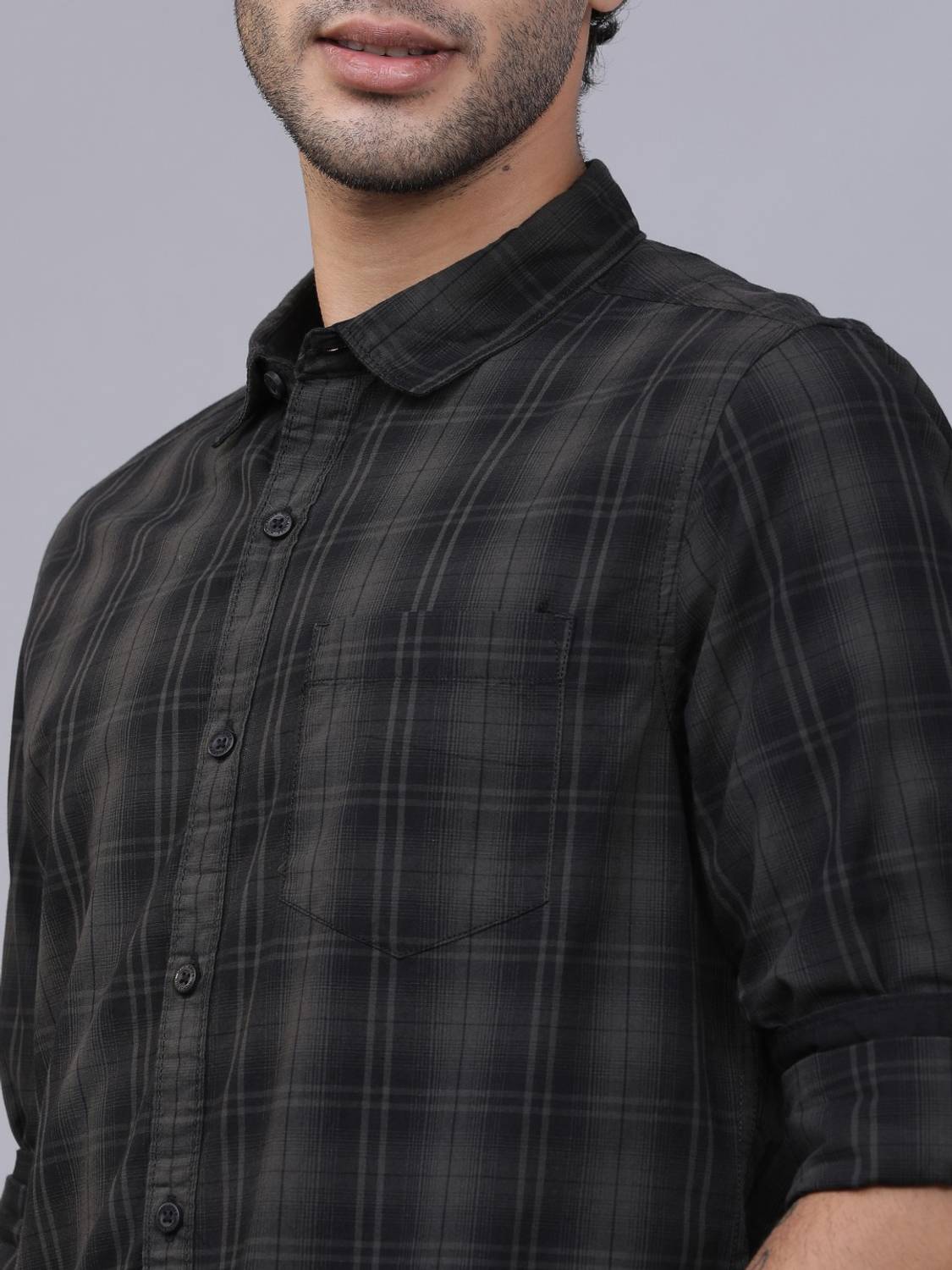 Men Slim Fit Checkered Casual Shirt - Image 4