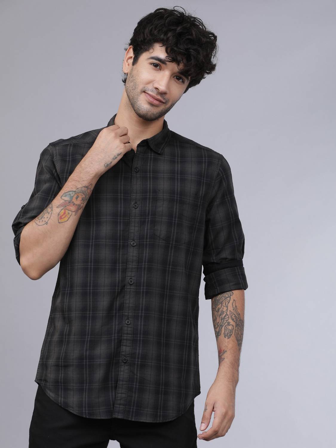 Men Slim Fit Checkered Casual Shirt - Image 1