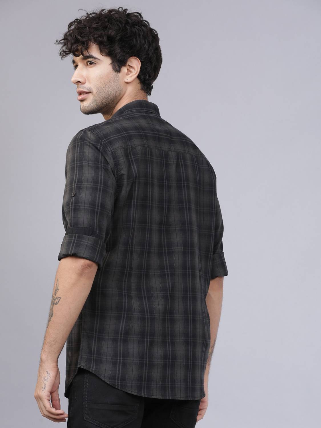 Men Slim Fit Checkered Casual Shirt - Image 3