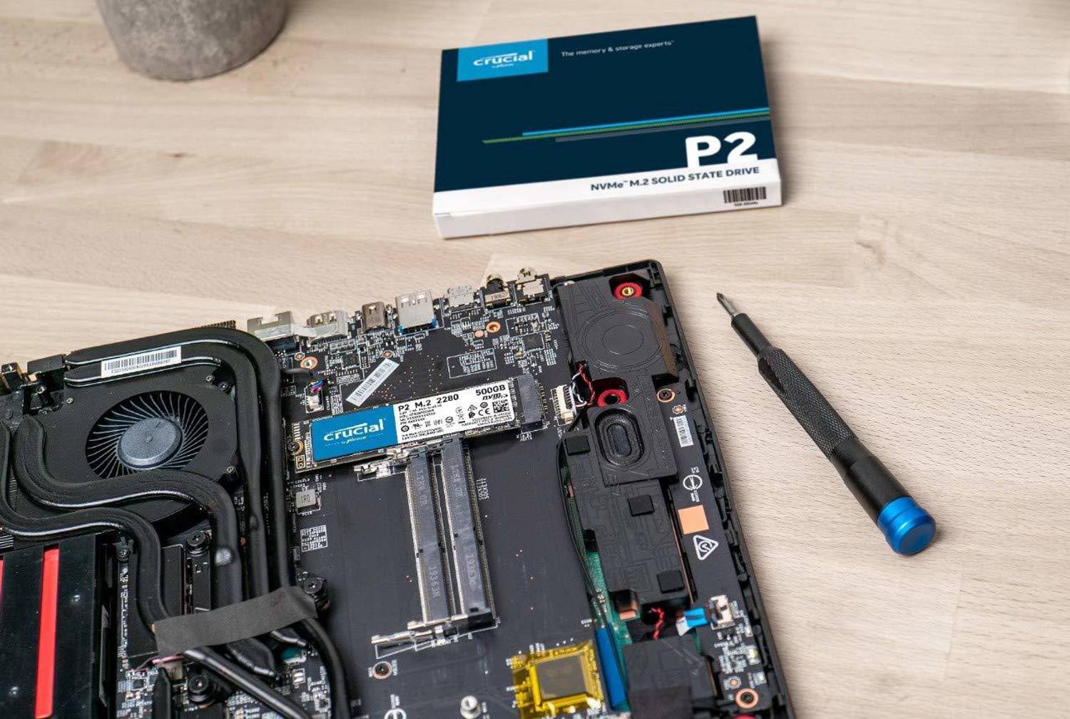 Crucial P2 250 GB Laptop, Desktop Black PCIe NVMe Internal Solid
