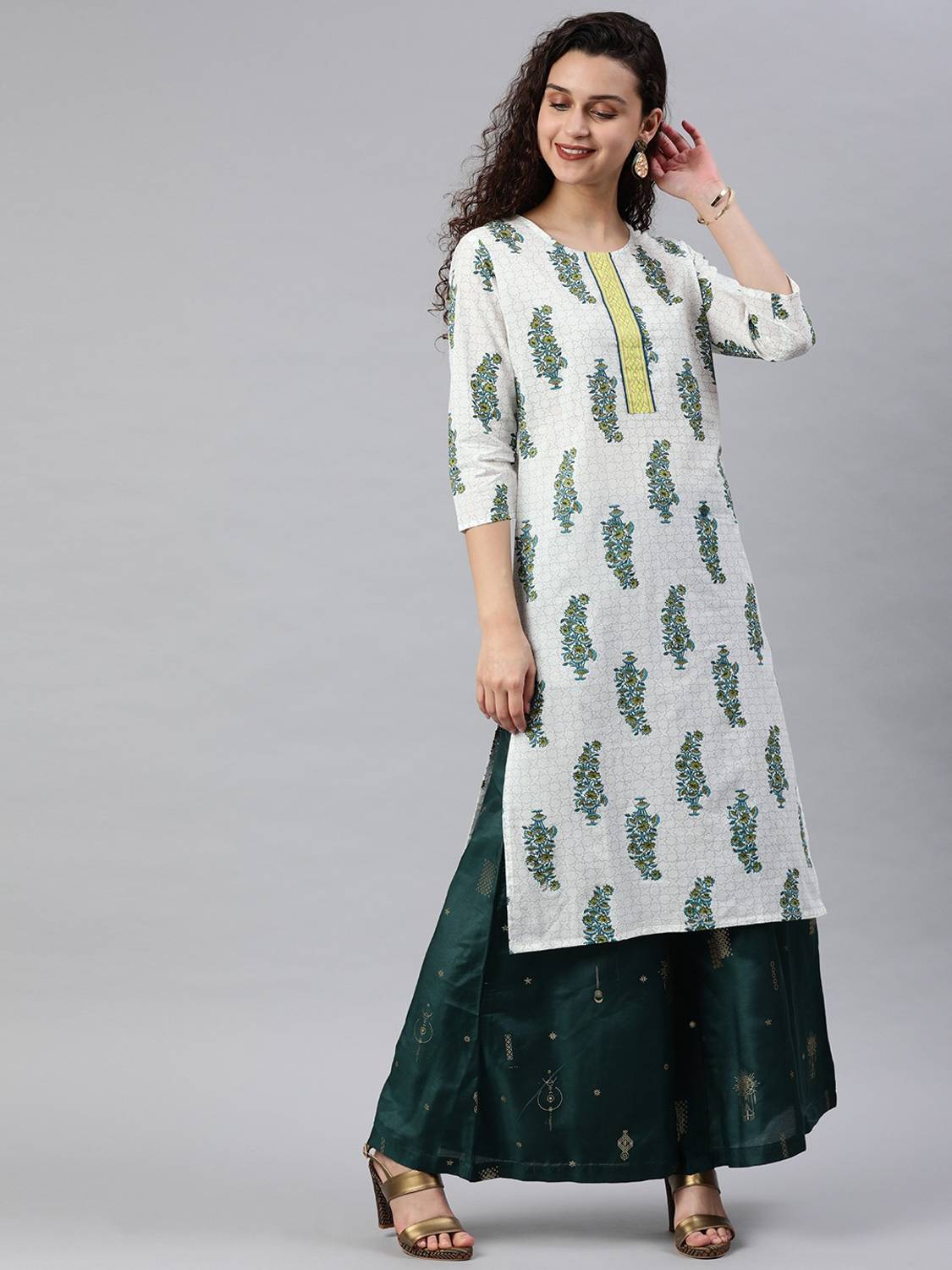 anubhutee Women Printed Straight Kurta