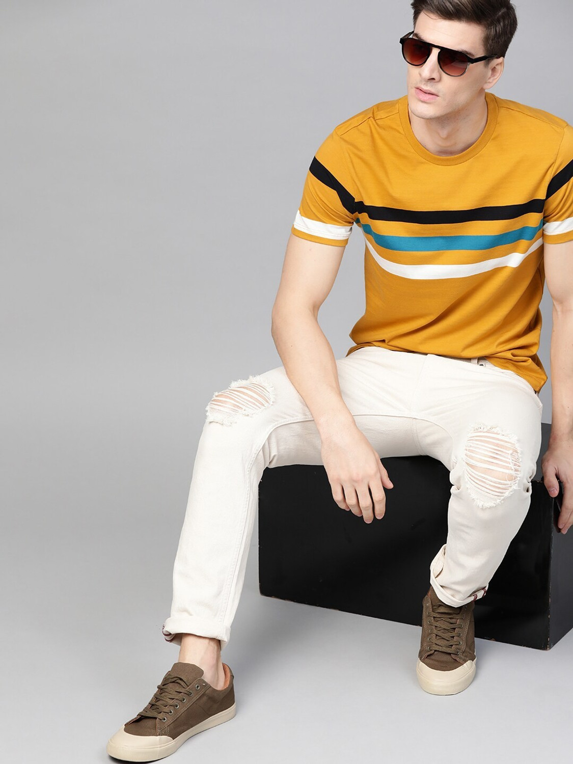 Image of Roadster Colorblock Men Round Neck Yellow T-Shirt