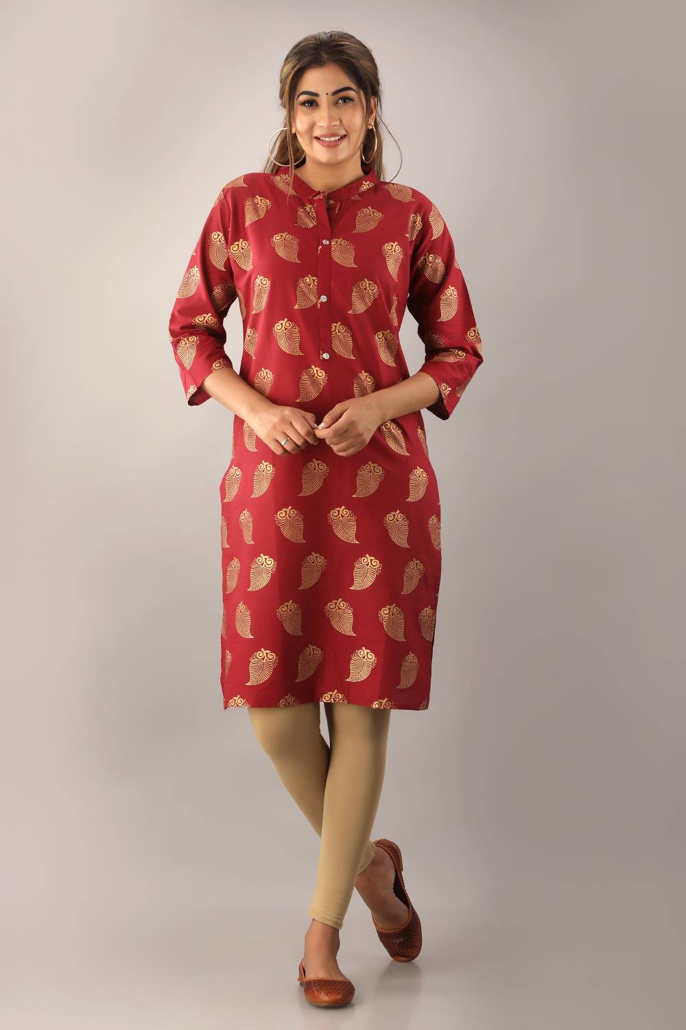 Surhi Women Printed Pure Cotton Straight Kurta (Maroon)