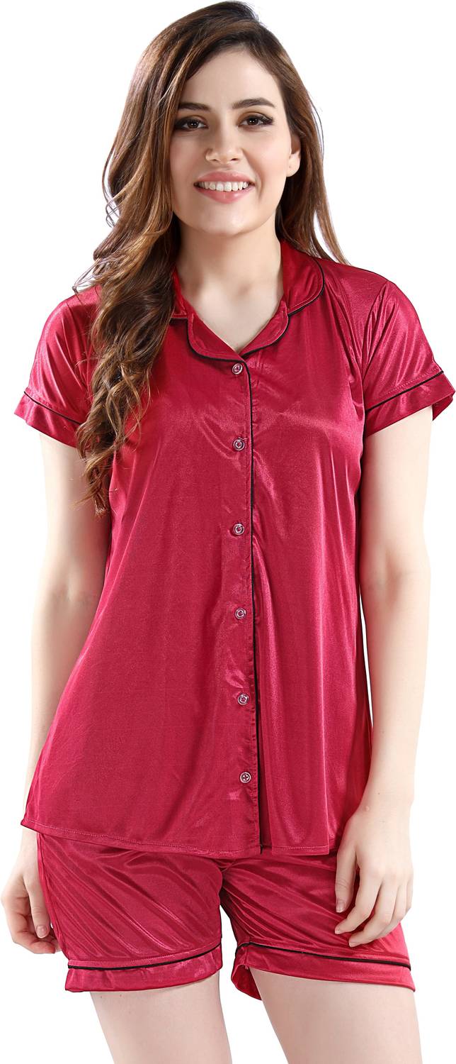 AV2 Women Solid Red Top & Shorts Set