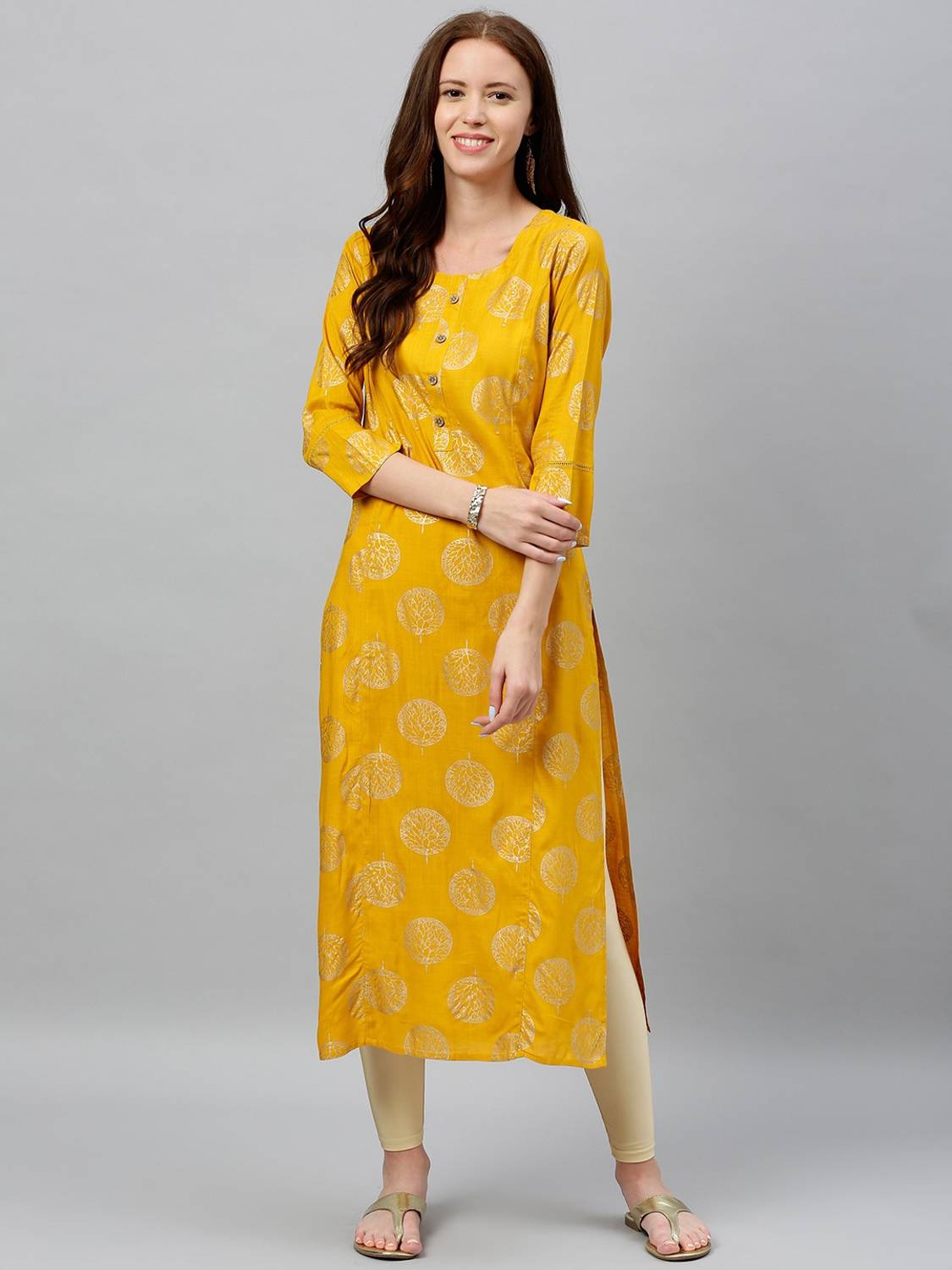 kipek Women Printed Viscose Rayon Straight Kurta (Yellow)