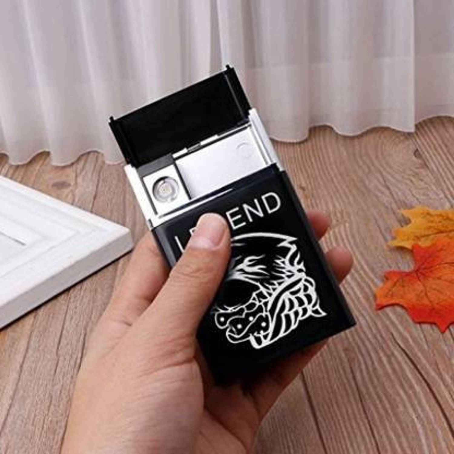 Triangle Ant ™Cigarette Case with Lighter for Men, Smoking Cigarettes Box  King Size Portable Pack 8 pcs Regular Size Cigarettes USB Lighters 2 in 1  Rechargeable Flameless Windproof Electric Lighter Legend_USB Lighter