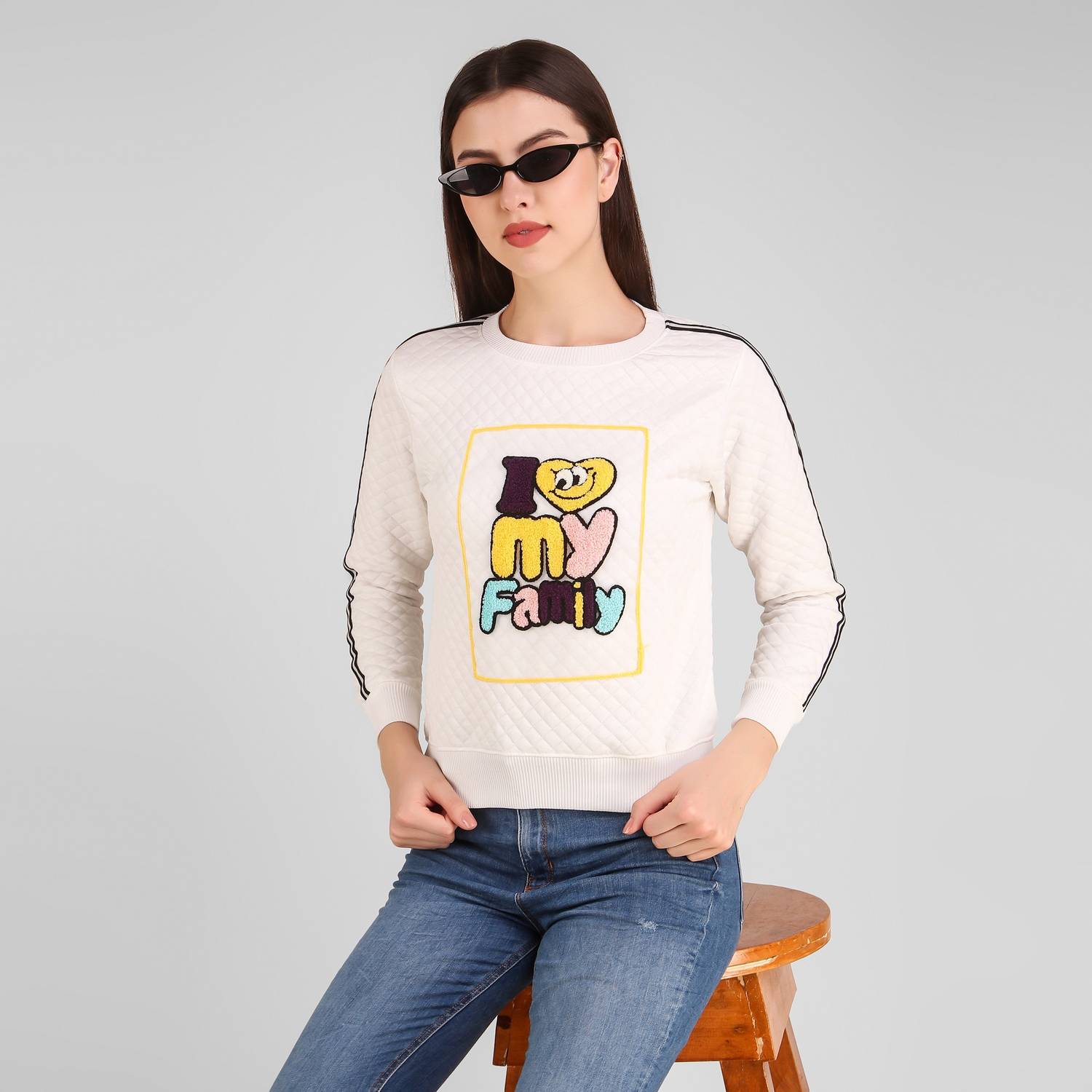 ANIXA Applique Round Neck Casual Women White Sweater