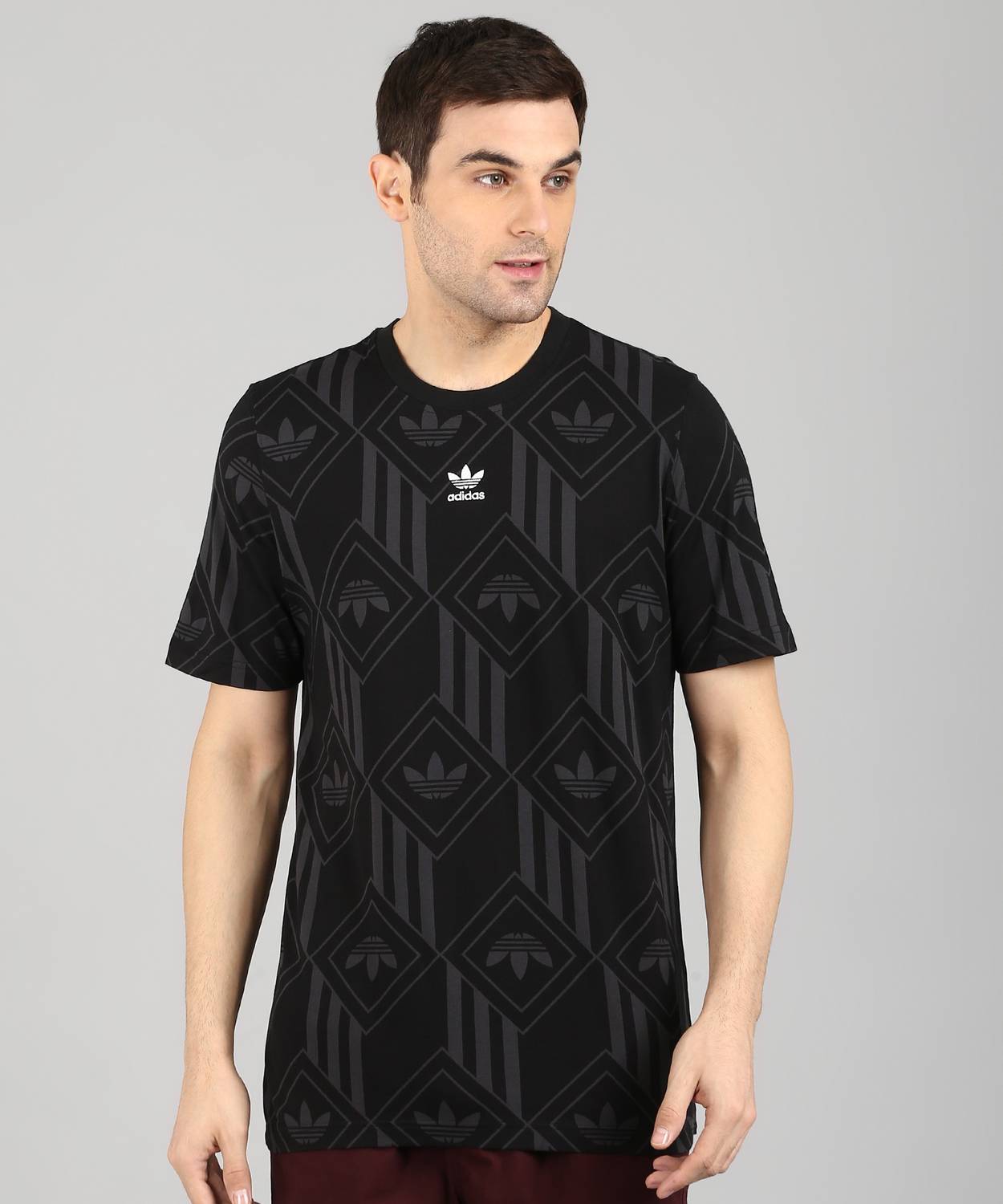 ADIDAS ORIGINALS Sporty Men Round Neck Black T-Shirt