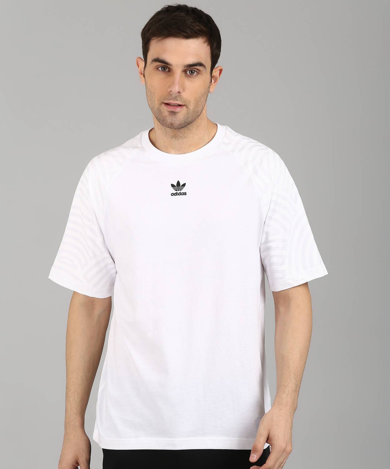 ADIDAS ORIGINALS Solid Men Round Neck White T-Shirt