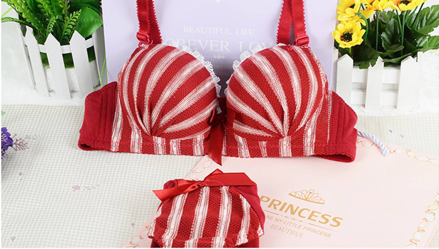 Briora Lingerie Set