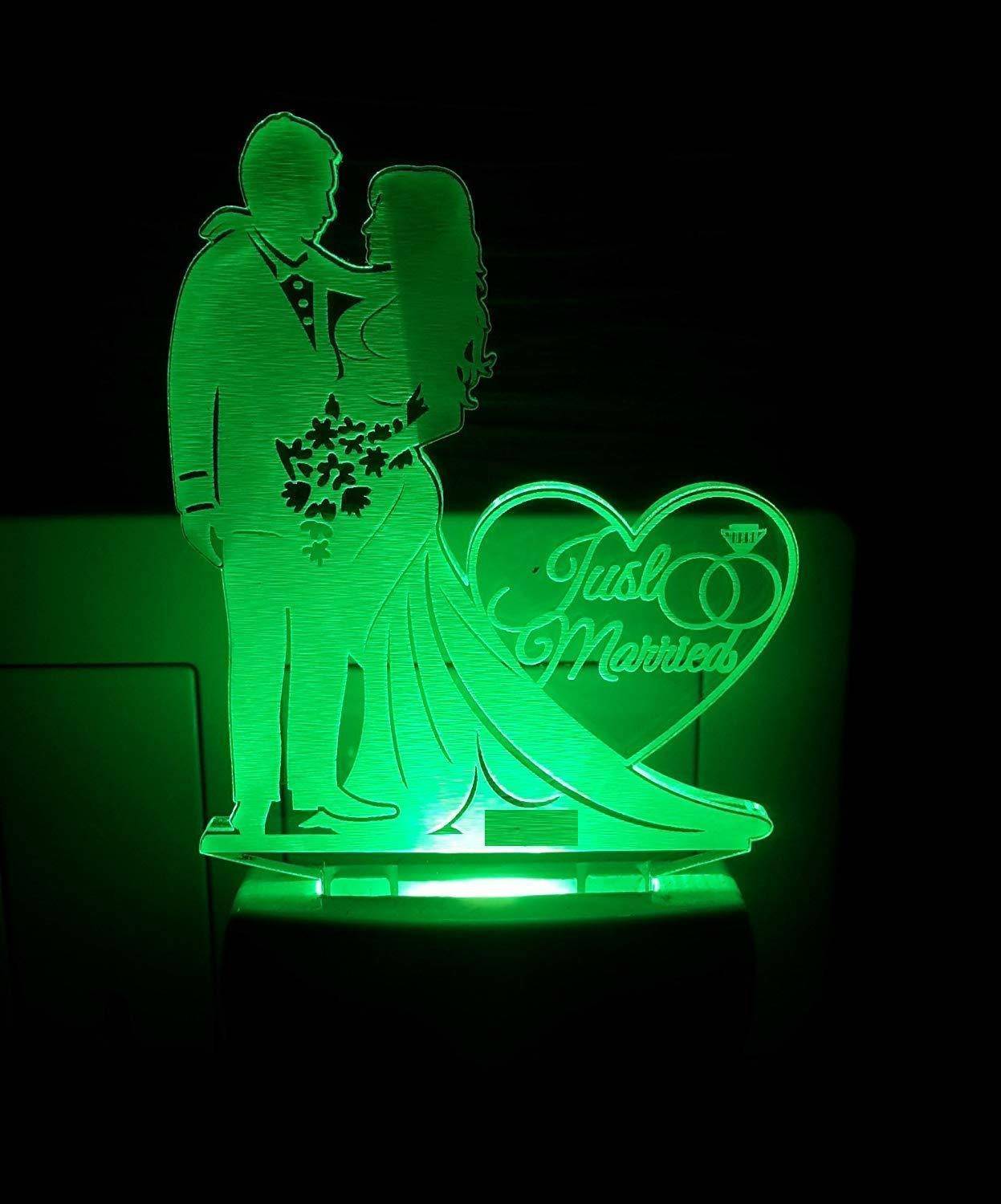 BELLERBIRD Acrylic Couple Just Married Magic Night Lamp 3D Beautiful Illumination Automatic on/Off Smart Sensor for Bedroom with 7 Color LED Changing Light Night Lamp
