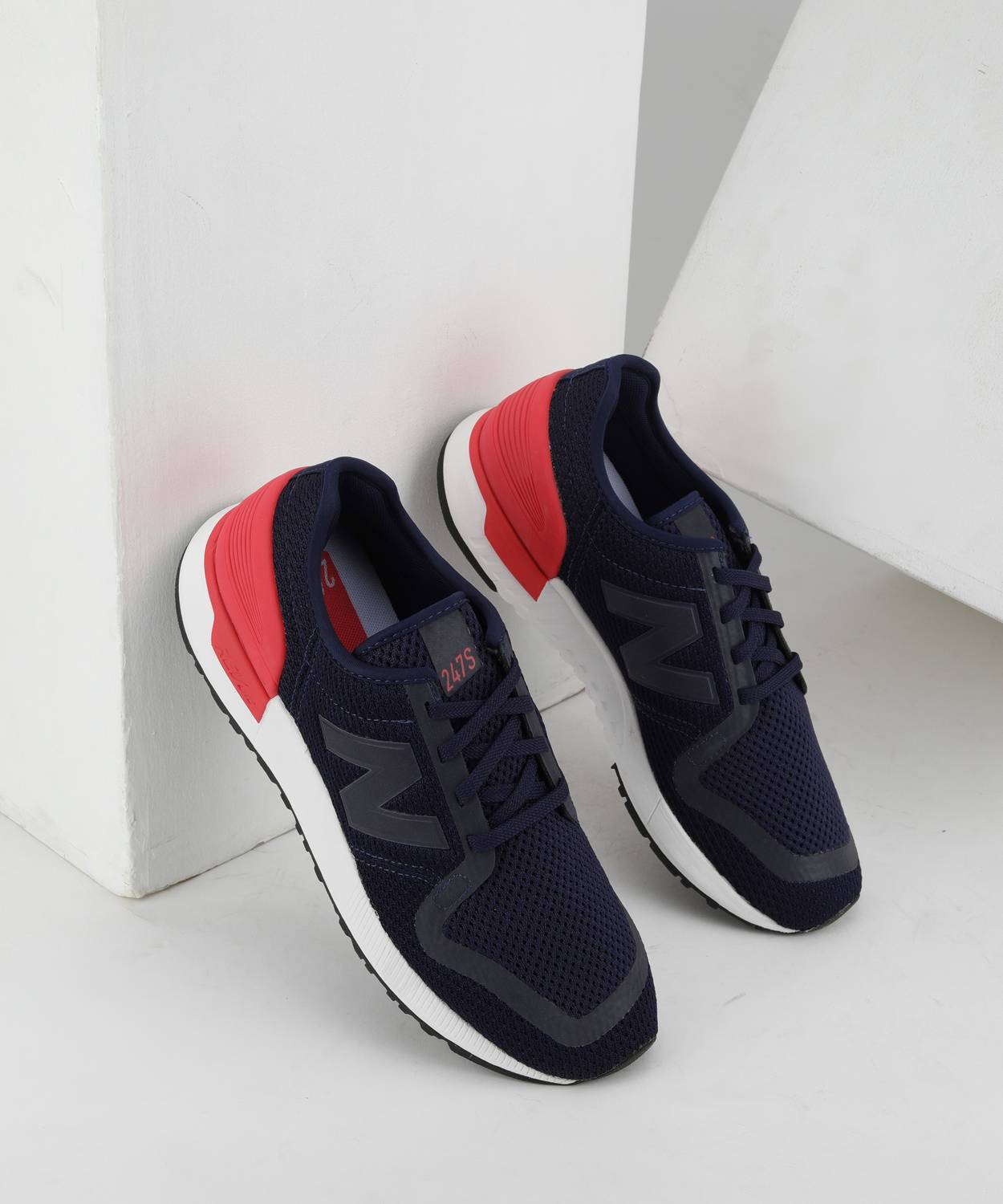 ms247lc3-7-5-new-balance-black