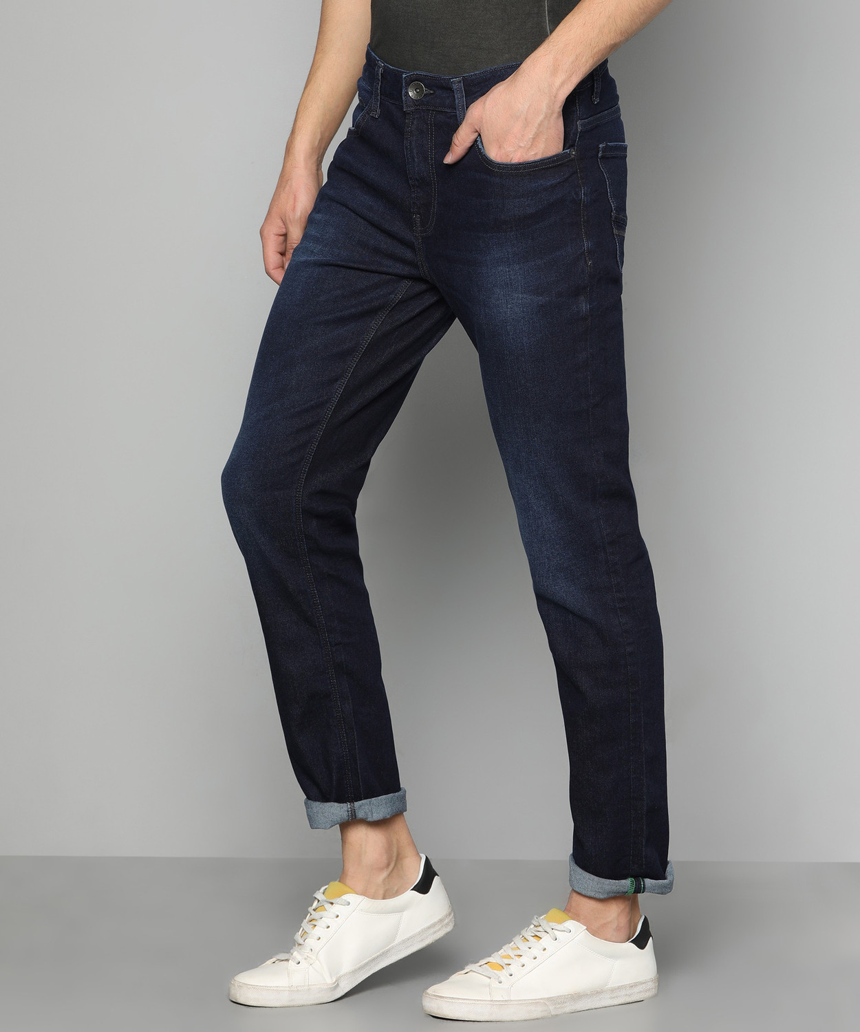 Image of United Colors of Benetton Tapered Fit Men Blue Jeans
