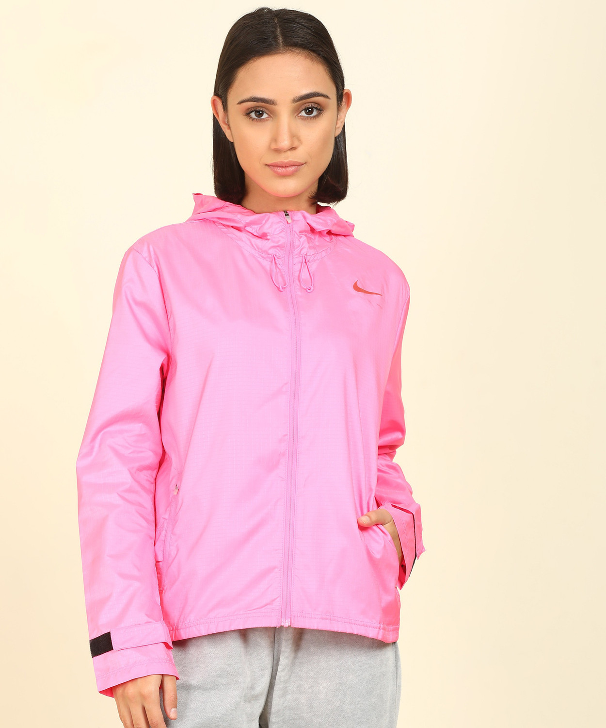 nike full sleeve solid women jacket price