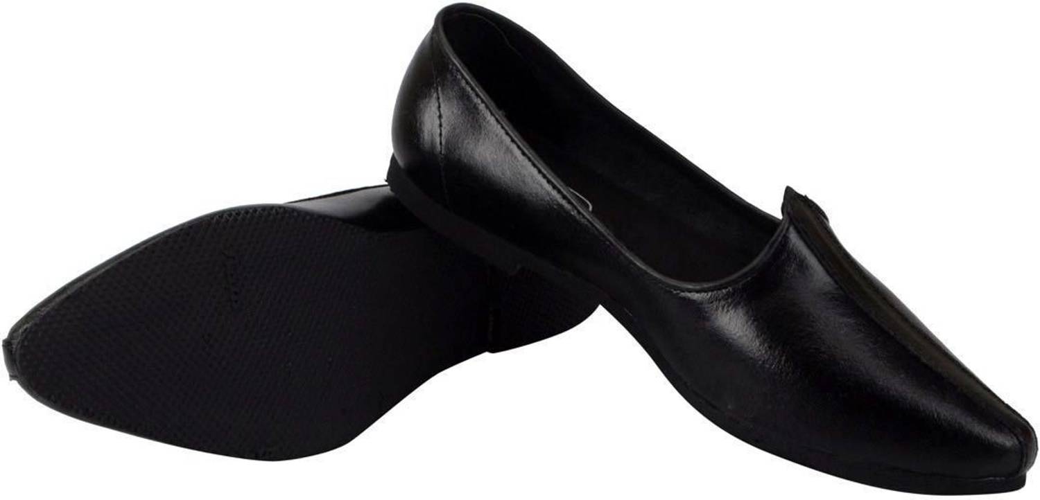 Bata Men's Black Jutis - Image 4