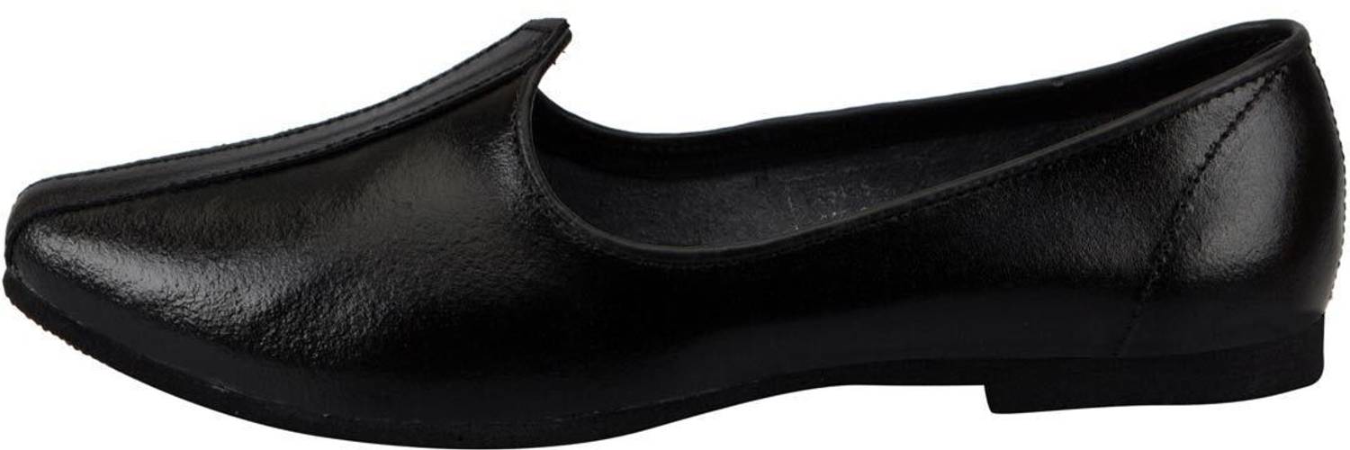 Bata Men's Black Jutis - Image 5