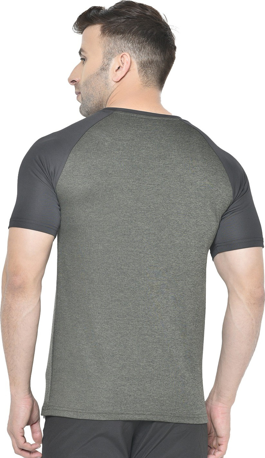 Image of CHKOKKO Colorblock Men Round Neck Green, Black T-Shirt
