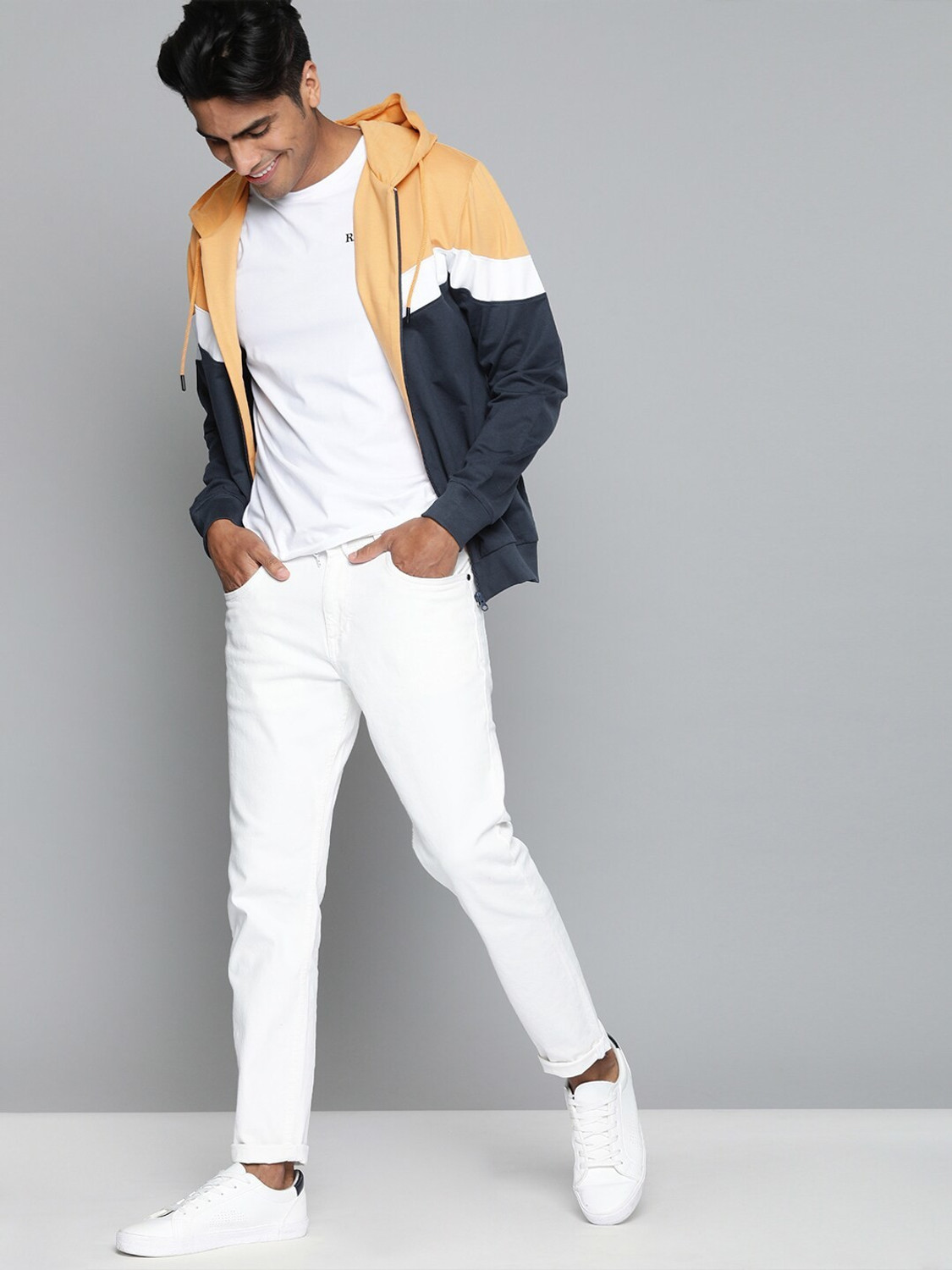 Image of Mast & Harbour Full Sleeve Color Block Men Sweatshirt