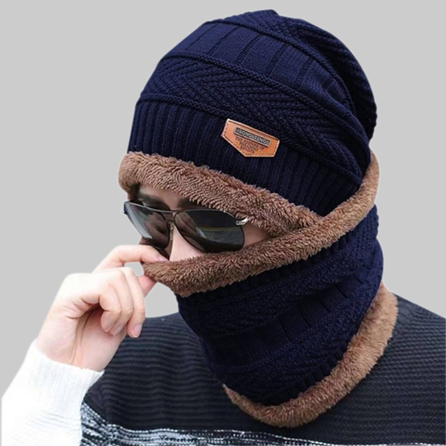 ARNAH TREASURE Solid Sports/Regular Cap