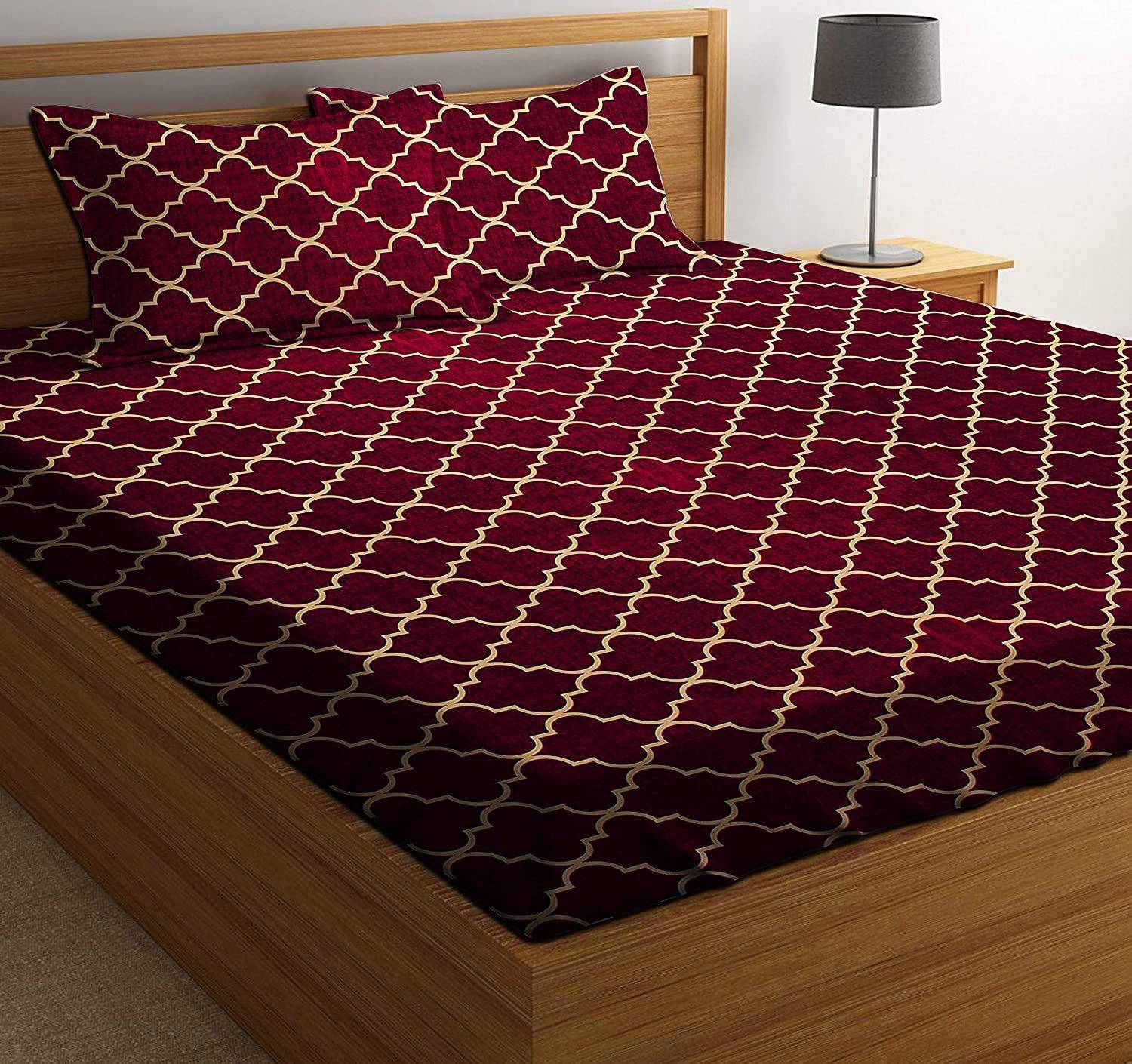 Bdeck Bruders Microfiber Double Flat 250 TC Checkered 1 Bedsheet with 2 Pillow Covers