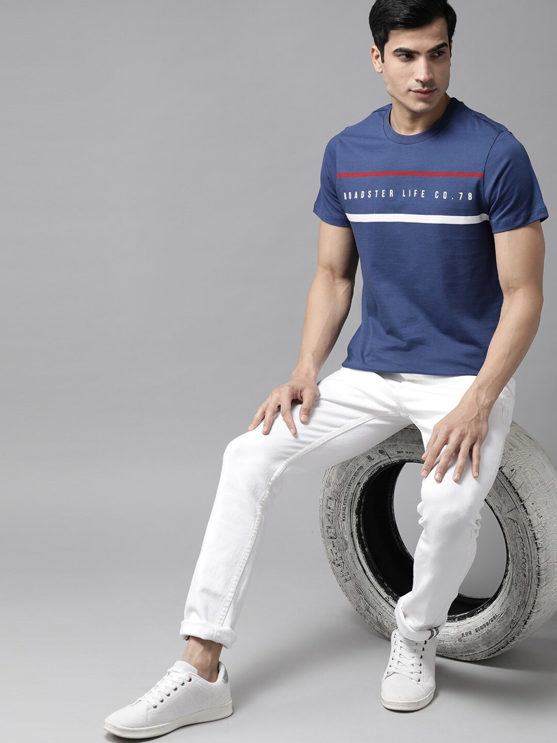 Image of Roadster Printed Men Round Neck Blue T-Shirt