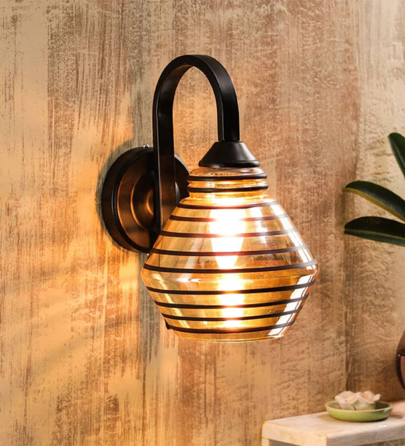 Arus Wallchiere Wall Lamp With Bulb