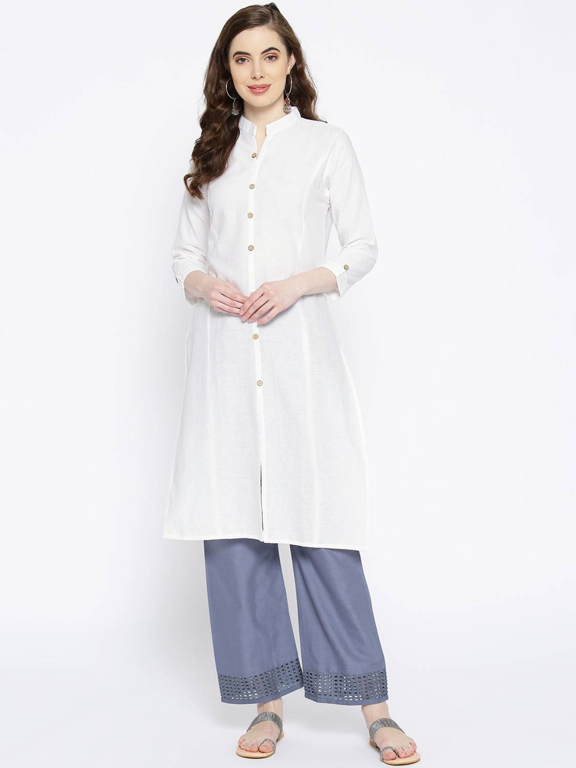 Vastraa Fusion Women Solid Pure Cotton Straight Kurta (White)