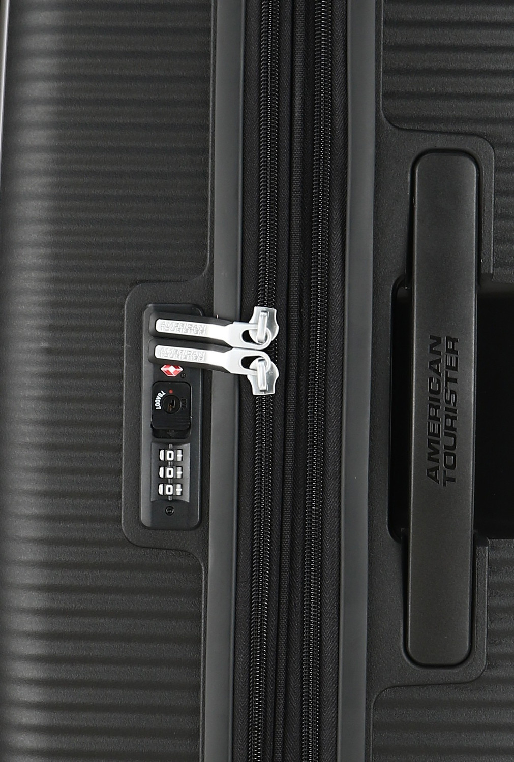 Image of AMERICAN TOURISTER Curio Spinner Expandable Check-in Suitcase 4 Wheels - 27 inch