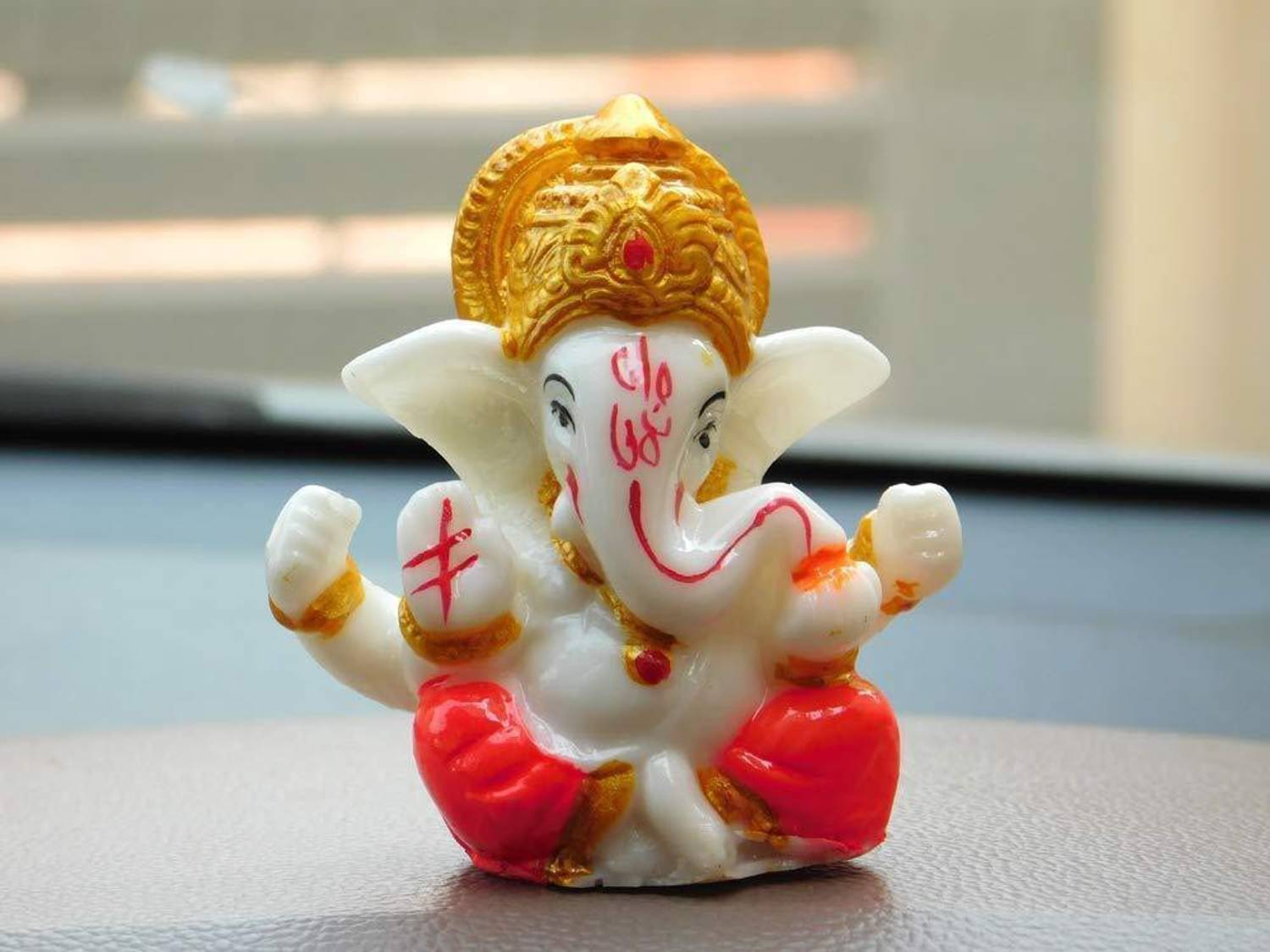 Angelic Mohini & Craftware Handicrafted Lord Ganesha Idols for home decorI Meditating Ganesh | Ganesha Idol for car dashboard, gifts And home | Ganesh Set for living room Showpiece gift sets| 2.3 x 2.3 Inch (Mutlicolor) Decorative Showpiece - 9 cm Decorative Showpiece  -  9 cm