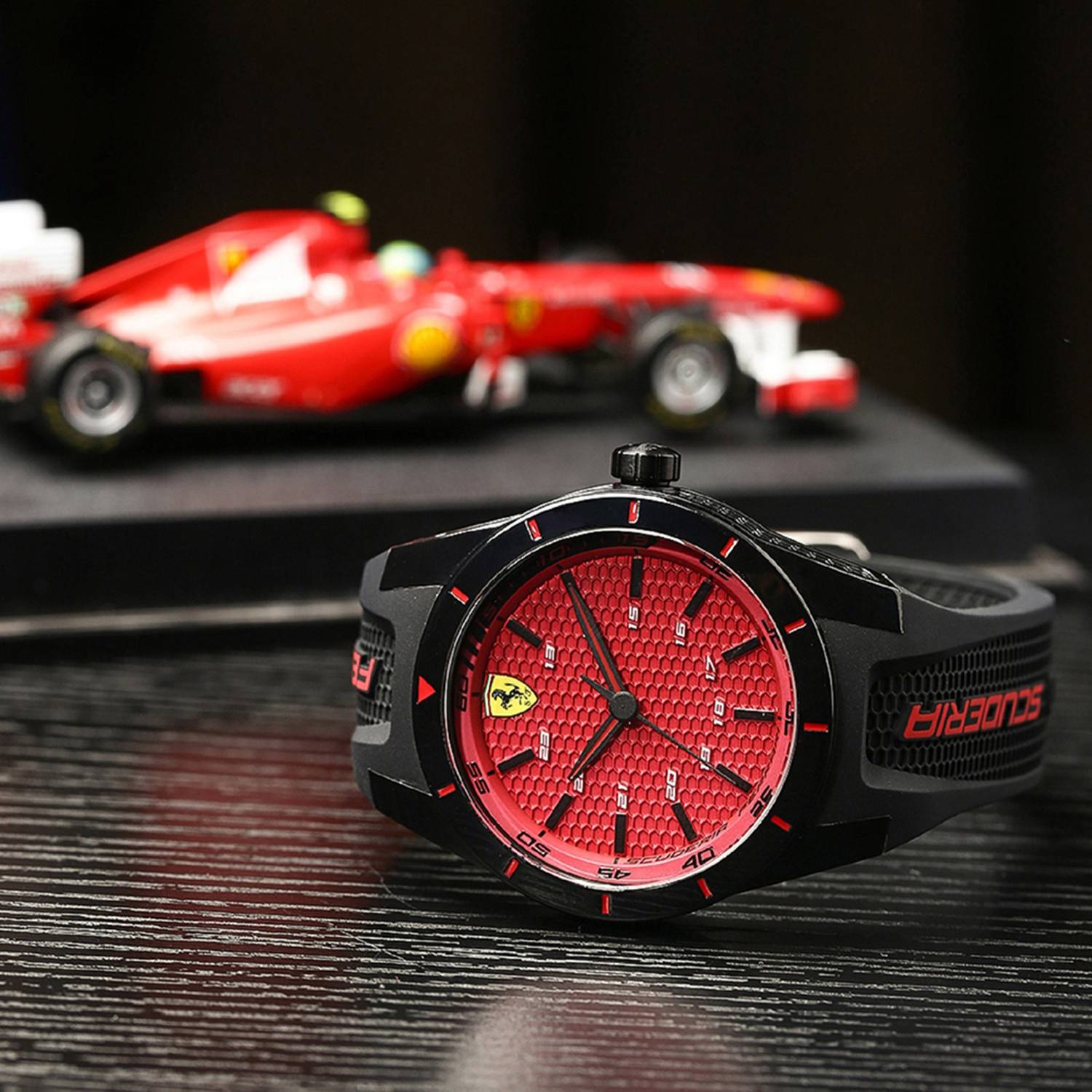 SCUDERIA FERRARI Analog Watch - For Men - Buy SCUDERIA FERRARI