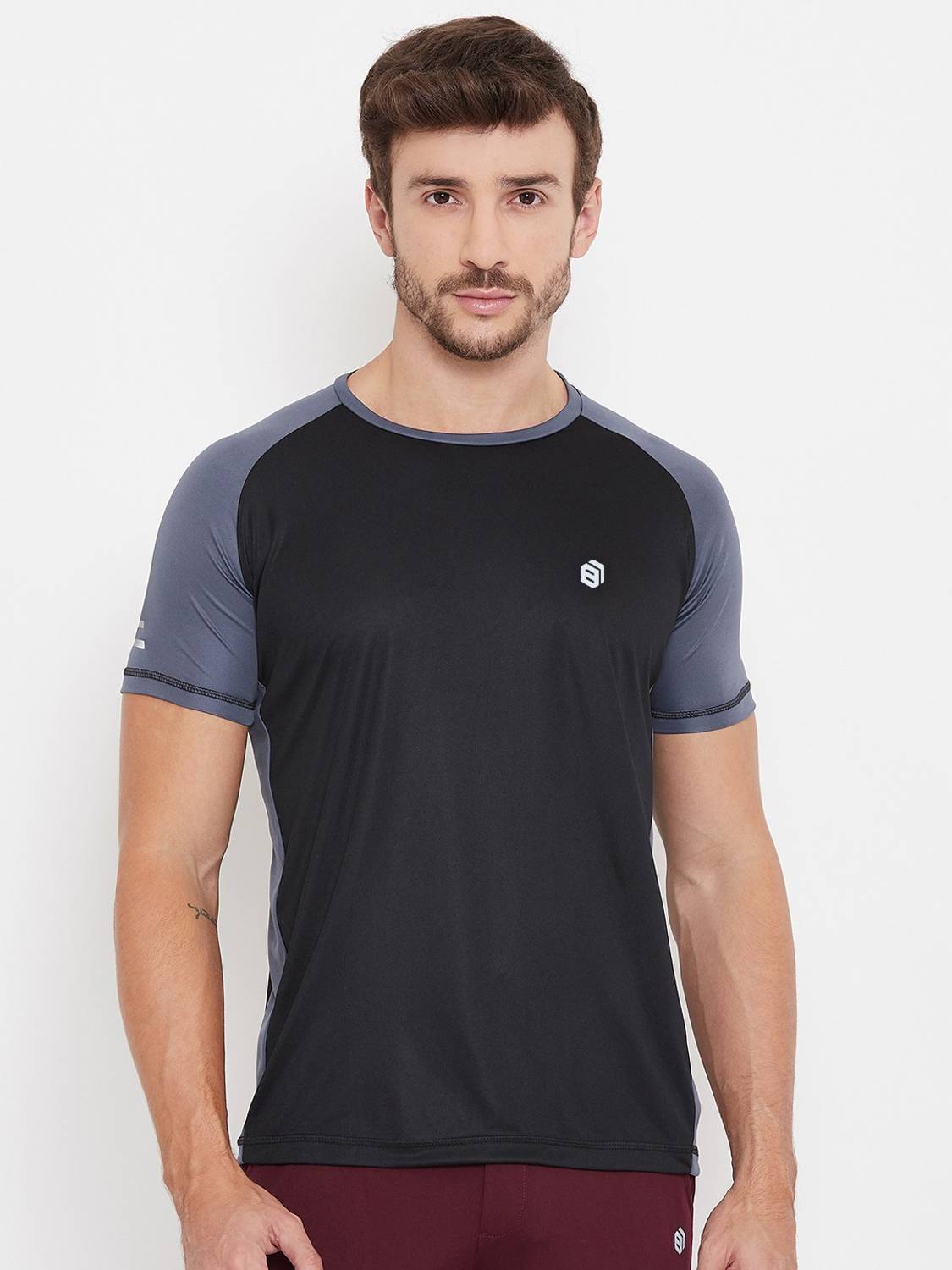 BISHOP COTTON Colorblock Men Round Neck Black T-Shirt