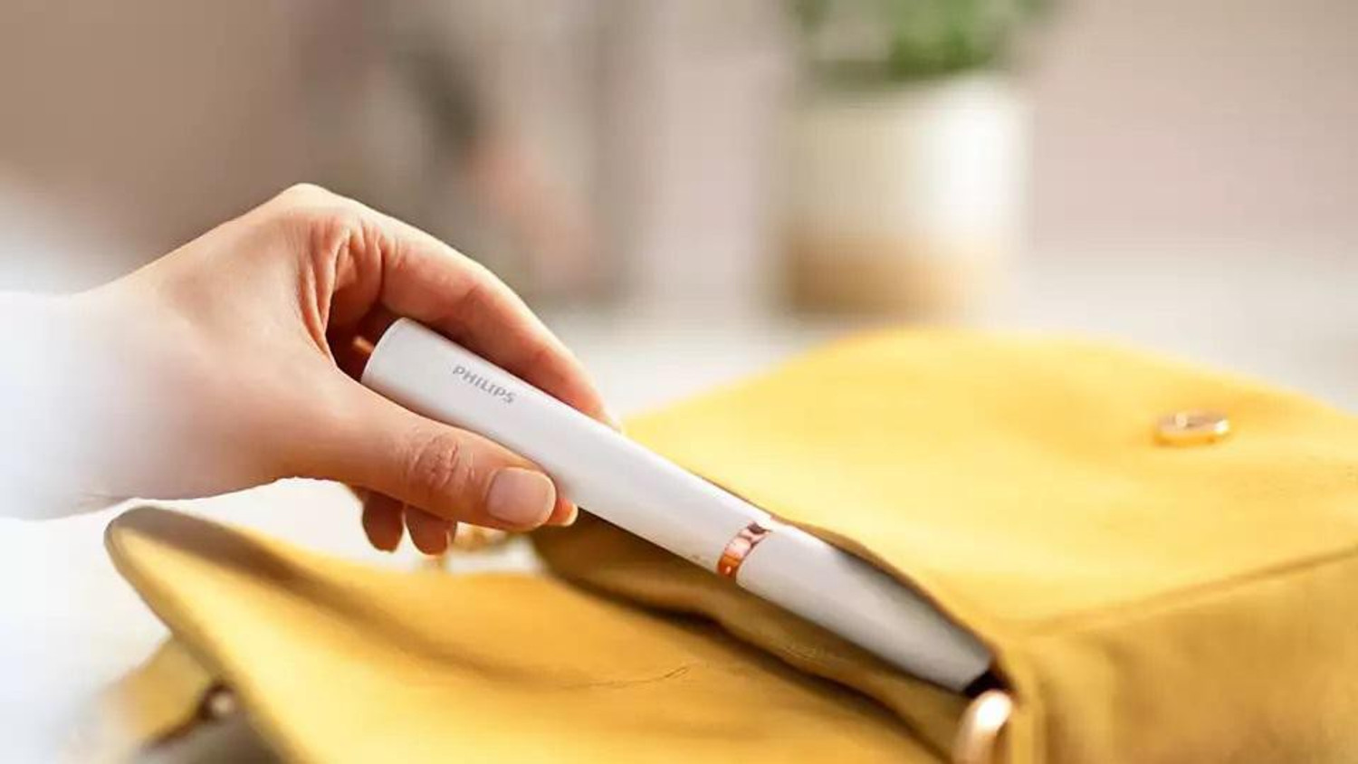 Image of PHILIPS Precision Trimmer For Eyebrows, Facial Grooming Trimmer 60 min Runtime 2 Length Settings