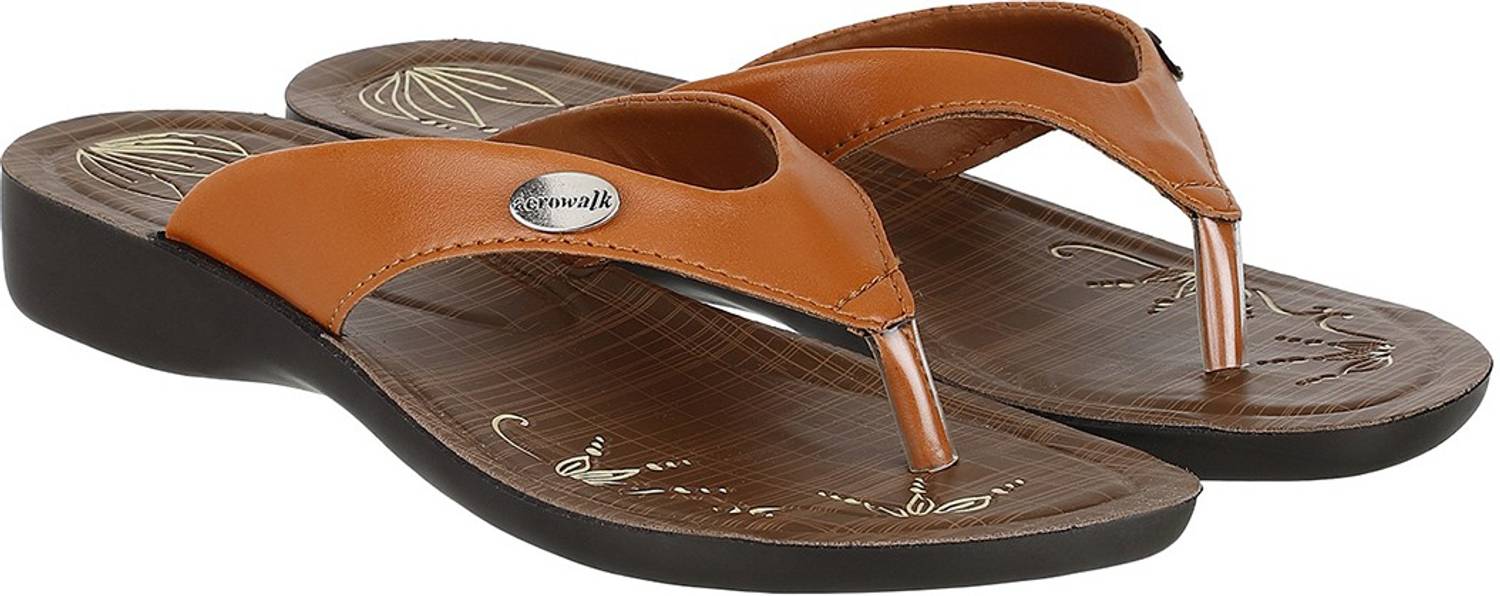 AEROWALK Women Flats Sandal (Multicolor , 7)
