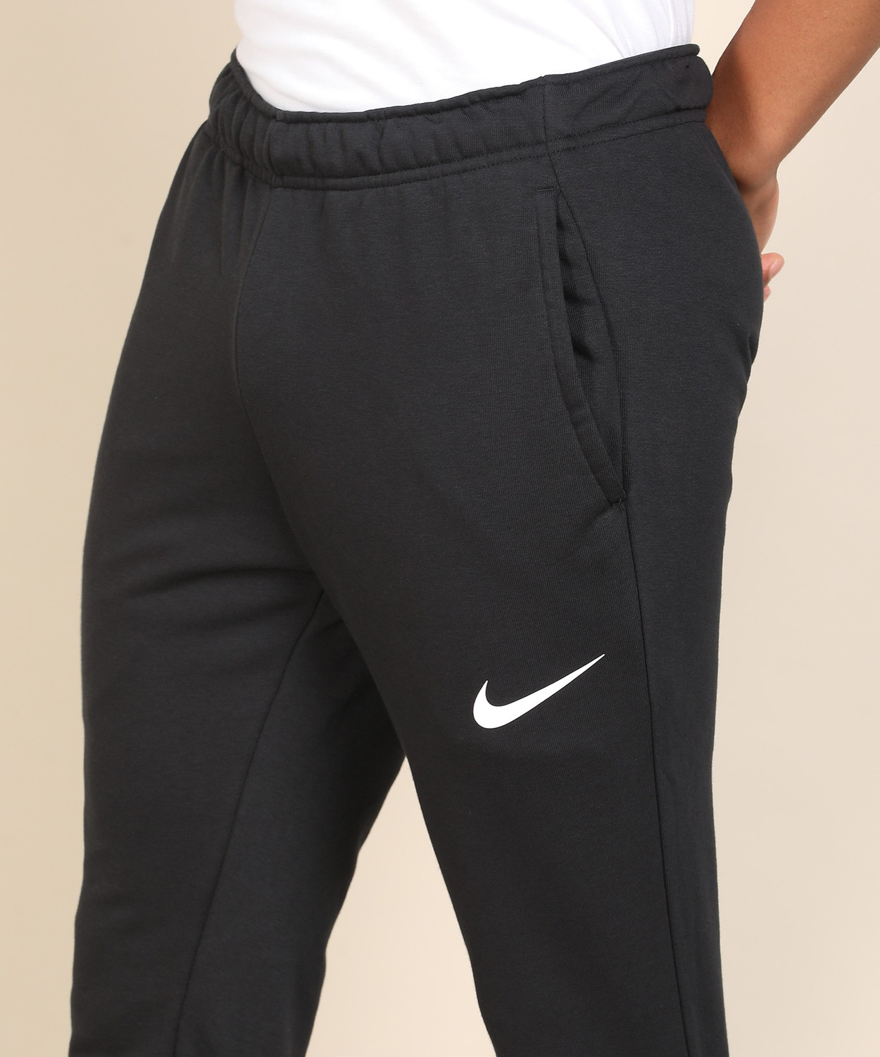 nike track pants mens flipkart