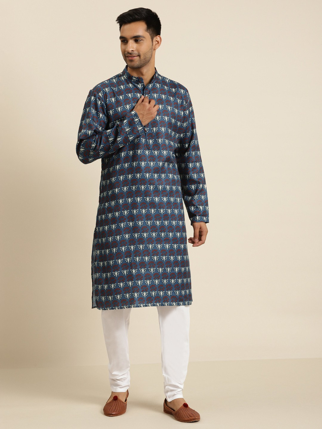 Image of SOJANYA Men Kurta Churidar Set