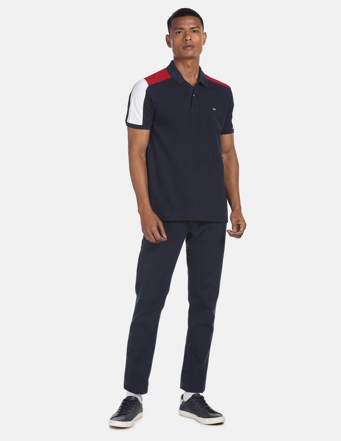 Arrow Sport Solid Men Polo Neck Blue T-Shirt
